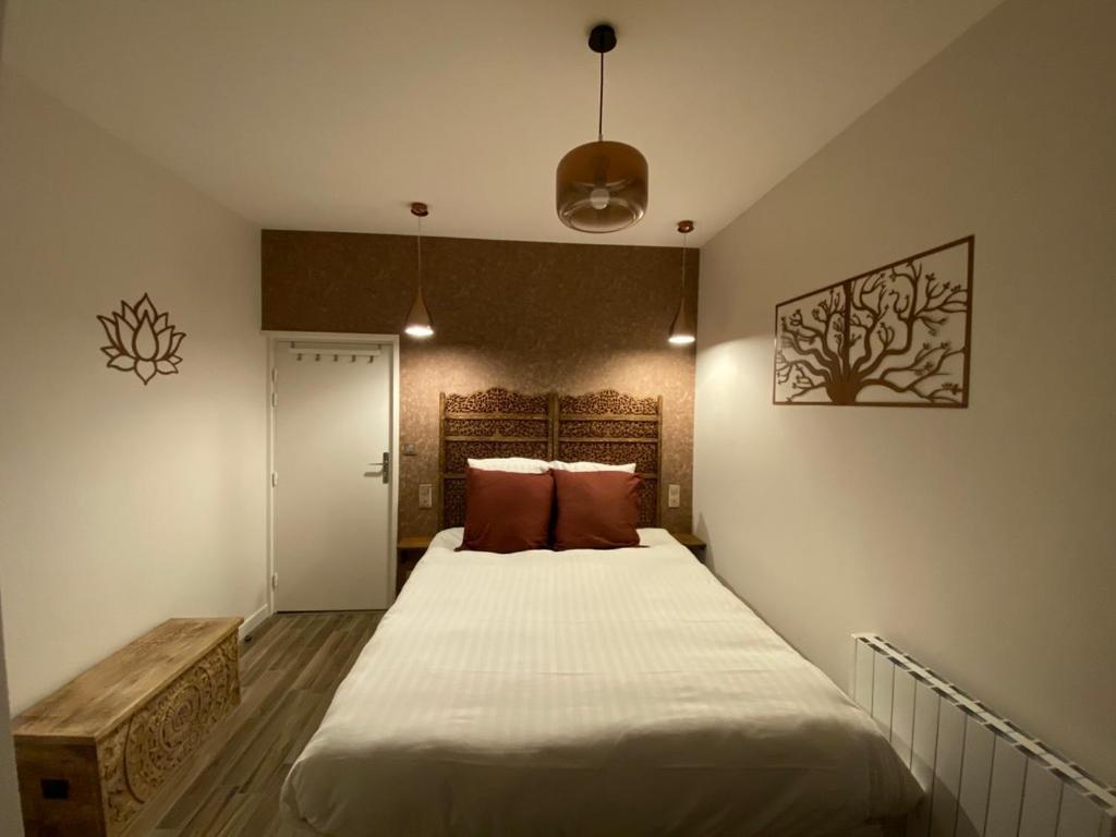 Hotel La Bonne Hotesse シャンボン・シュル・ラック 部屋 写真